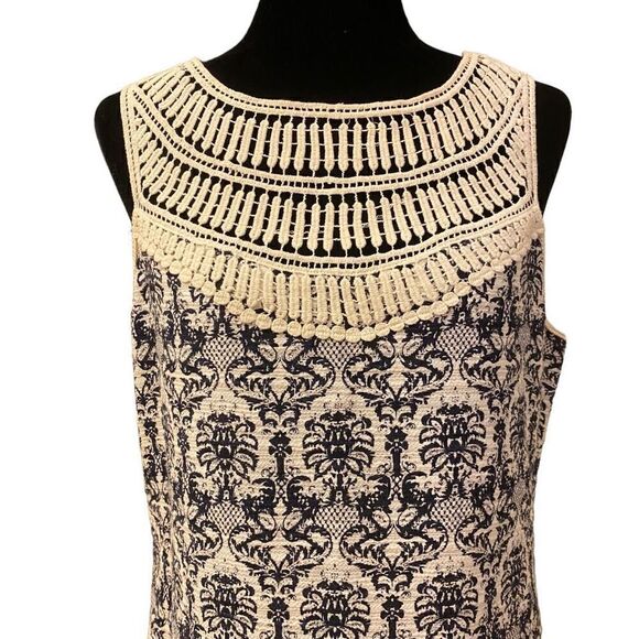 Chelsea & Violet Navy and Ivory Sleeveless Crocheted Lace Sheath Dress Sz L - Picture 2 of 14